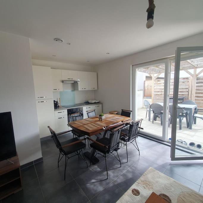 Bel Appartement Rez De Jardin Horbourg Exterior photo
